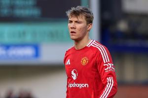 《米体》：米兰周日再度与霍伊伦经纪人取得联系，但已认识到无法再次介入竞争。