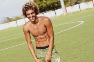 陈达毅最终与国足无缘，FIFA官方确认其国籍已从荷兰变更为库拉索。