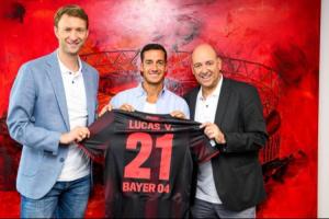 官方宣布：皇马功勋球员巴斯克斯以自由身转会加盟勒沃库森，滕帅完成今夏首笔引援。