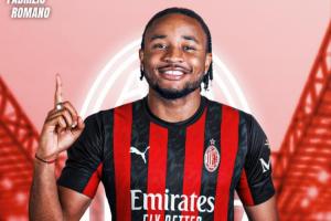 罗马诺消息：AC米兰正式签下切尔西前锋恩昆库，转会费总价达4200万欧元。