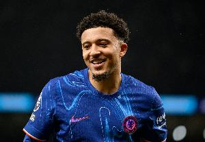 曼联已触发桑乔续约条款，此前经纪人计划待其合同到期后谋取高额收益。