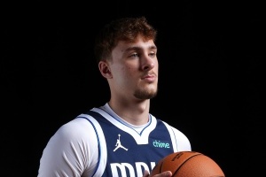 ESPN新赛季最佳新秀预测：弗拉格断层领先，迪伦-哈珀位居次席