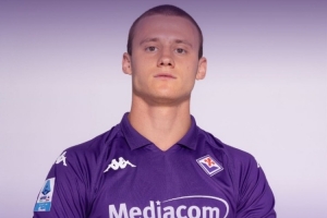 迪马：利雅得新月以3500万欧报价求购科穆佐，要求球员在本周三前做出答复。