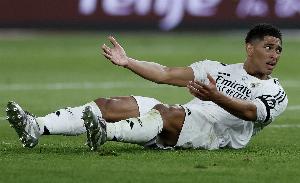 图赫尔：我并非有意使用“令人厌恶”形容贝林，对此深表歉意，为造成困扰而道歉。