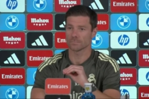 阿隆索：塞巴略斯选择留队，维尼修斯展现了替补席也能发挥作用。