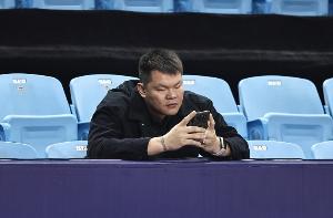 媒体人：广东男篮今夏针对性补强收获最大，北京男篮紧随其后