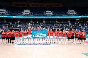 夏联青岛站战罢，山西队力克山东队摘得桂冠，贾明儒荣膺FMVP，青岛队获得第三名。