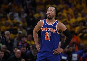 祝尼克斯队布伦森球员29岁生日快乐，送上最诚挚的祝福！