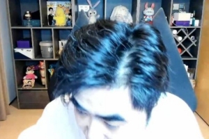 朱开：建议iG比赛不要停，以此保持手感与状态，同时他认为LPL的训练赛质量有待提升。