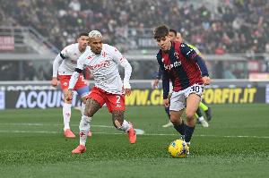 据记者报道，罗马队曾以1200万欧元的总价报价21岁边锋B-多明戈斯，但该报价已被博洛尼亚队拒绝。