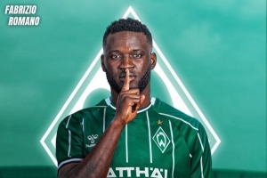 不莱梅总监透露，在决定租借博尼法斯之前，俱乐部已对其进行了详尽的身体检查。