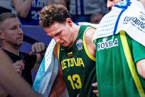 立陶宛主力控卫遭遇左膝重伤，三分命中率55.6%的他将缺席本届欧锦赛。