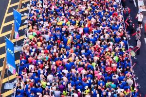 2025乌鲁木齐马拉松落幕：科技助力城市加速发展