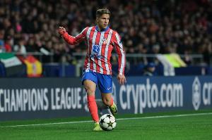 朱利亚诺-西蒙尼透露，梅西曾叮嘱他要保持冷静，在禁区内处理球时应给自己留出更多时间。