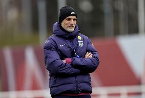 图赫尔盛赞恩古莫哈为当今足坛最顶尖的年轻天才，并透露他及道曼均有机会入选世界杯阵容。