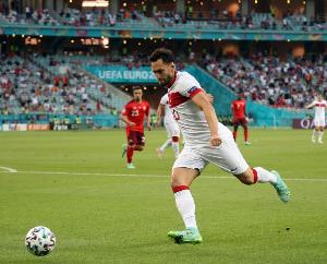 恰尔汗奥卢：取胜拿3分最关键，土耳其队的目标是晋级世界杯。