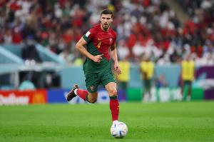 鲁本-迪亚斯：亚美尼亚防守稳固反击迅猛，换帅后增添了变数。