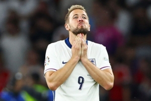 记者：英格兰队依赖凯恩却一无所获，英国6800万人中为何非得是他？
