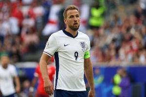 评论员称，英格兰每场比赛凯恩都想出战，我能理解，因为梅西和C罗也是如此。