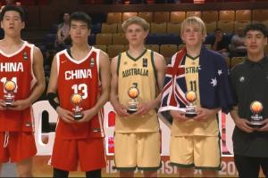 张懿赵杰场均贡献16.2分4.5篮板4.5助攻，张子一拿下11.2分8.5篮板，三人携手入选最佳阵容。