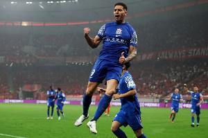 申花官方：安德烈-路易斯接受手术，将伤缺六周左右