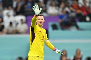 赫内斯：世界杯应派最强阵容，健康的诺伊尔理应担任德国队主力门将。