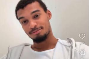 网友提问邓肯与科比谁更强，文班亚马回应：可能是科比，但自己也不确定。