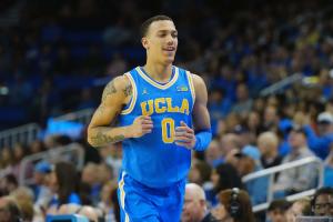 老鹰将与科比-约翰逊签下Exhibit 10合同，后者是杰伦-约翰逊的弟弟，据队记报道。