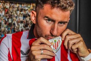 羡慕！拉波尔特曼城豪取14冠，29岁赴海外淘金，31岁重返欧洲，荣誉与财富双丰收。