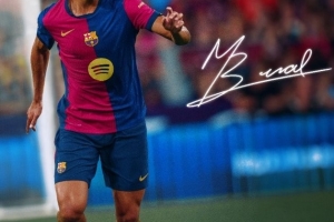 沙特媒体报道，利雅得 victory 对巴萨中场球员伯纳尔感兴趣，并计划使用归化球员注册名额签下他。