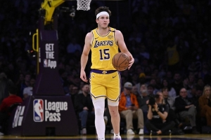 记者谈马刺关注里夫斯：他们有太多后卫 得做一些交易才能说得通