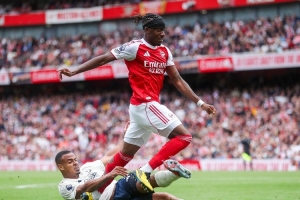 评论员观点：马杜埃凯的表现已对萨卡在阿森纳及英格兰队的地位构成显著挑战。