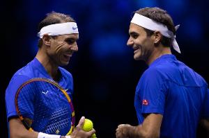 费德勒：乐意与纳达尔打表演赛，我爱拉斐尔