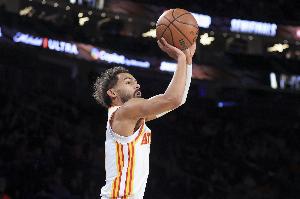 夸梅：若仅因杨某得分多就认为其强于贝弗利，实乃不懂球。