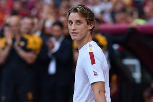 博维称穆里尼奥是其足球启蒙恩师，目前尚无明确复出时间表。