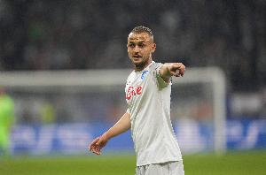 洛博特卡：那不勒斯将力争在圣西罗全取三分，与德布劳内搭档十分轻松。