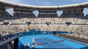 穆塞蒂今日出战遭遇中网球迷全场嘘声，发球时观众席咳嗽声此起彼伏。