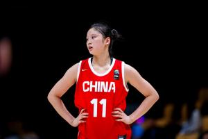 媒体人指出，中国U16女篮的实际能力尚有不足，能够适应高强度比赛节奏的球员数量偏少。