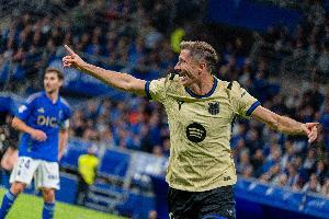 莱万明年将年满38岁，据《每日体育报》报道，他未来倾向于继续留在巴塞罗那，不过AC米兰也是他的潜在选项之一。