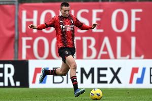 米兰明夏380万欧即可签回卡马达，莫雷托透露曼联等队今夏曾有意引进。