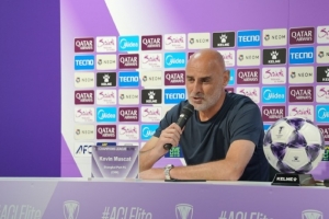 穆斯卡特坦言失球源于角球防守令人遗憾，并强调日本联赛水平并未下滑。