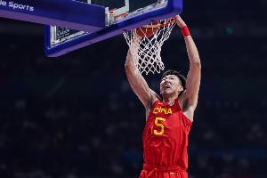 周琦：因伤遗憾缺席亚洲杯，正积极康复期待回归。