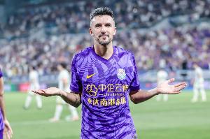 津门虎三名伤员客场对阵玉昆的出战情况仍不确定，同时基莱斯因累计四张黄牌将停赛。