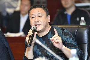 马明宇：尽管培养出多名职业球员和国脚，但足球实力不及日韩，因此没有值得夸耀之处。