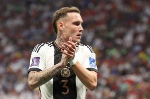 劳姆透露，赛前他曾向德国队理疗师预言自己将取得进球，并表示任意球主罚权是维尔茨让给他的。