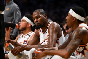 灯泡组合！祖巴茨：比尔在太阳时没有真正的控卫，而这里有最佳控卫中的两位。