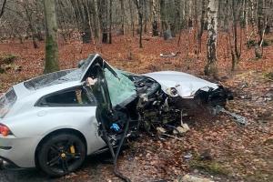 严重车祸致损！安东尼奥的法拉利残骸标价4万镑，该车新车价值26万。