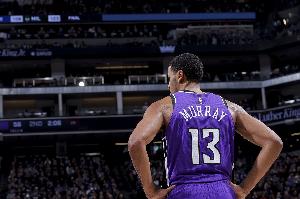 国王主帅谈基根：他兼具身高、力量与40%三分命中率，他的缺阵将给我们带来巨大困难。