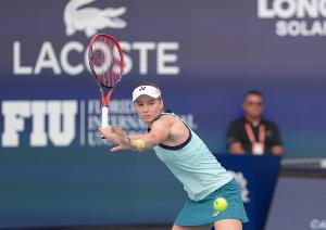 WTA年终总决赛六席尘埃落定，尚余两个名额，莱巴金娜暂居第九位。