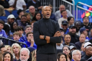 魔术主帅谈季前赛进攻：我们相信传球 空位的人就是对的人